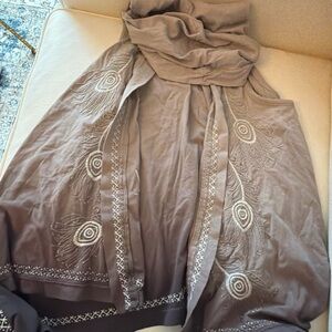 Johnny was hooded gray wrap